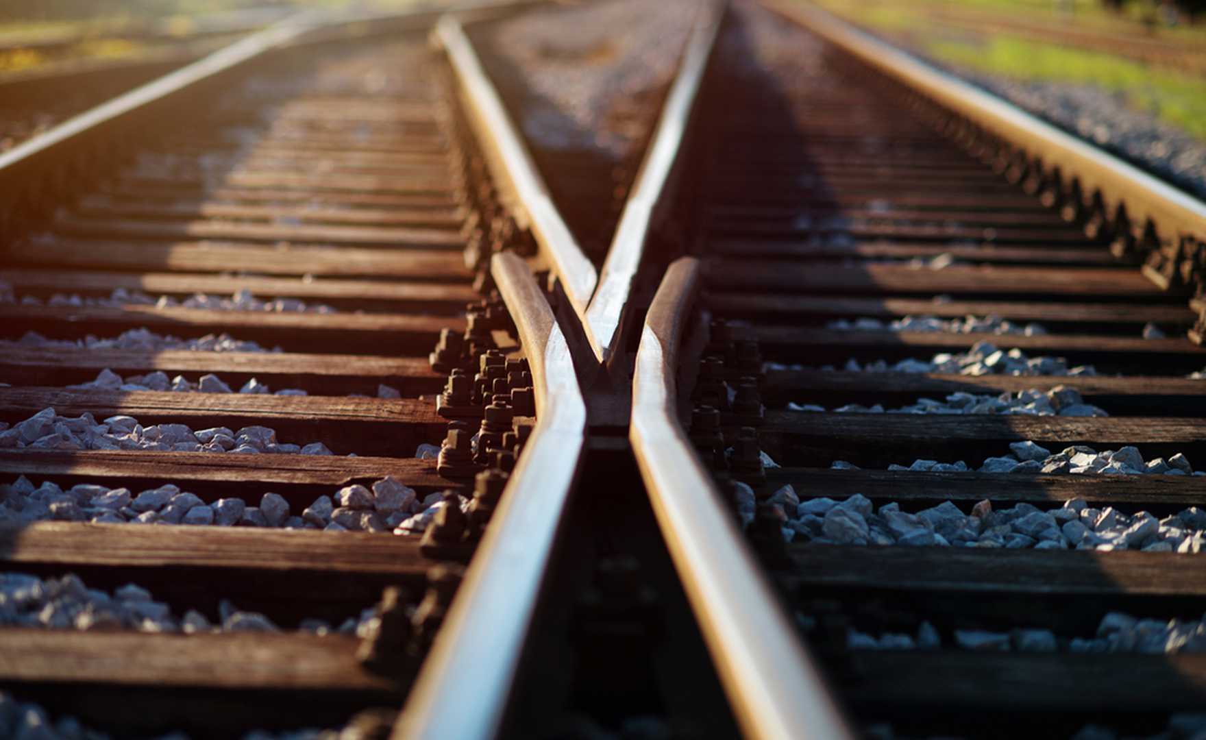 Decision making - railway tracks