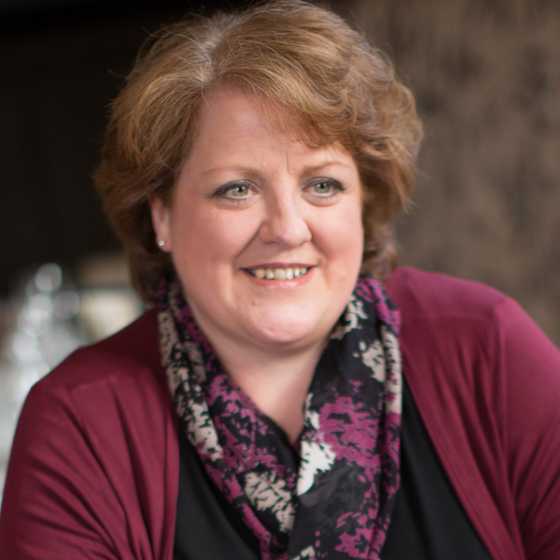 Ali English